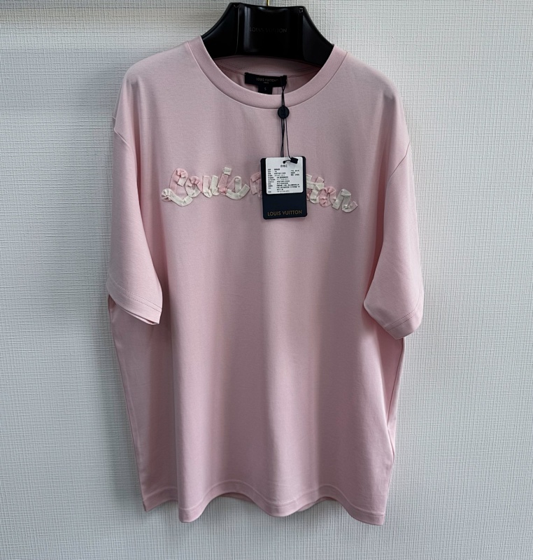 Tee from Scarlettluxury