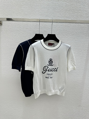 Sweater from Scarlettluxury