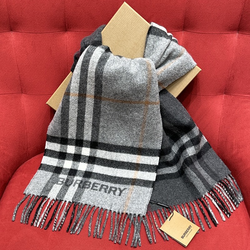 Scarf from Scarlettluxury