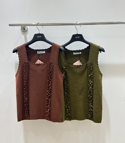 Sweater from Scarlettluxury