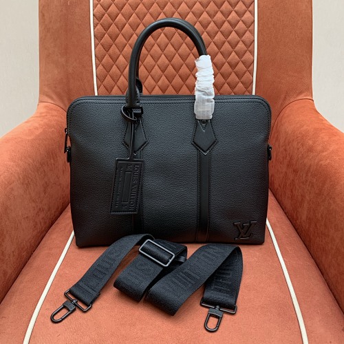 Louis Vuitton crossbody bag