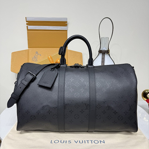 Travel bag from Scarlettluxury