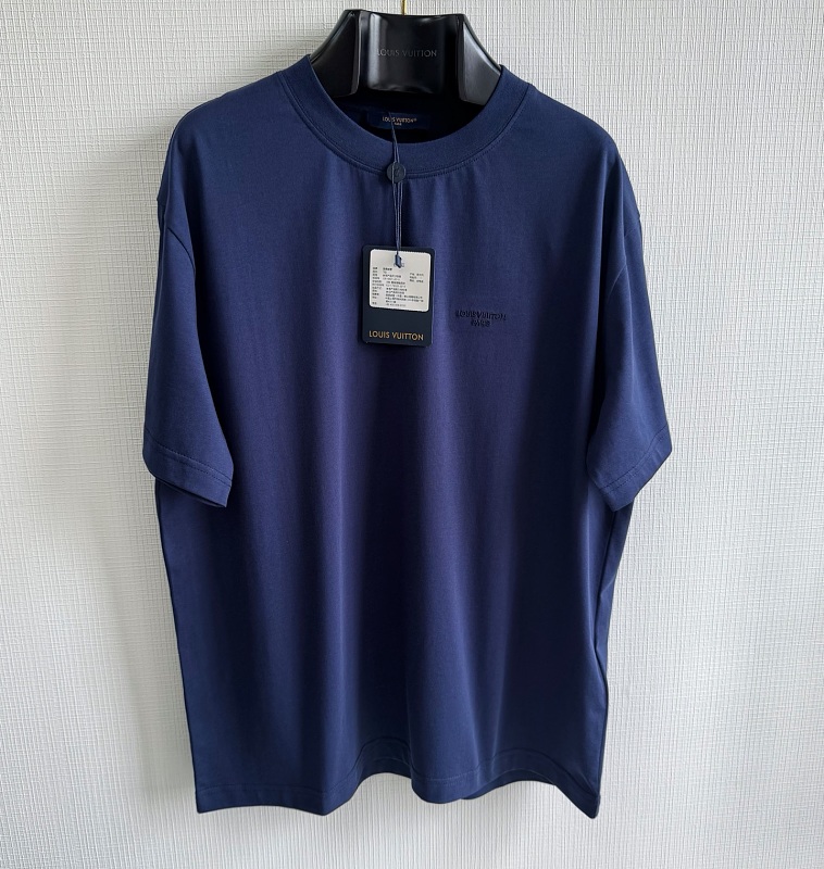 Tee from Scarlettluxury