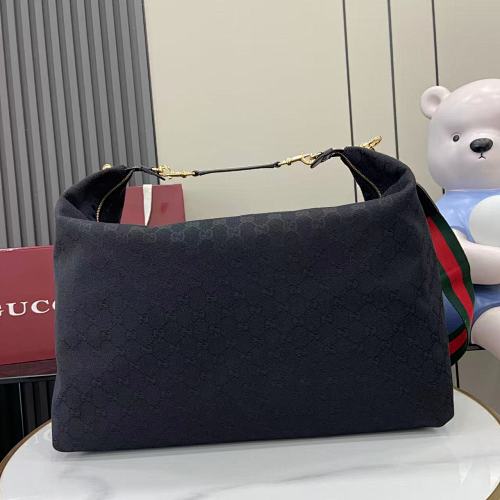Gucci travel bag