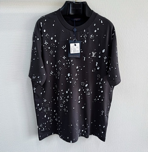 Tee from Scarlettluxury