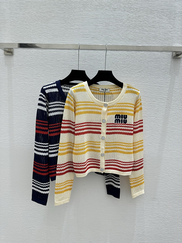 Sweater from Scarlettluxury