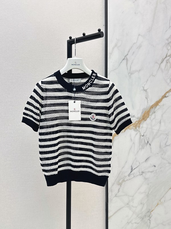 Tee from Scarlettluxury