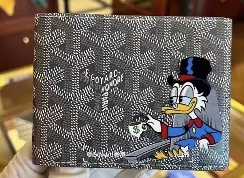 Wallet from Scarlettluxury