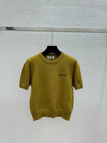 Sweater from Scarlettluxury