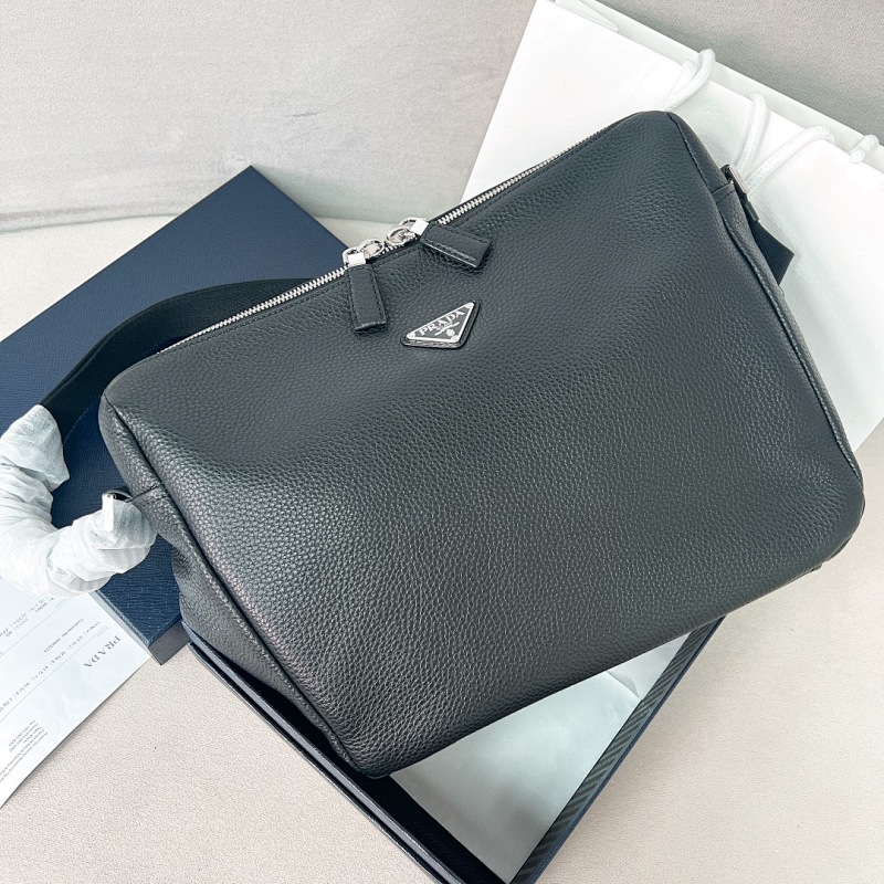 Messenger bag from Scarlettluxury