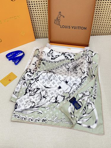 Louis Vuitton travel bag