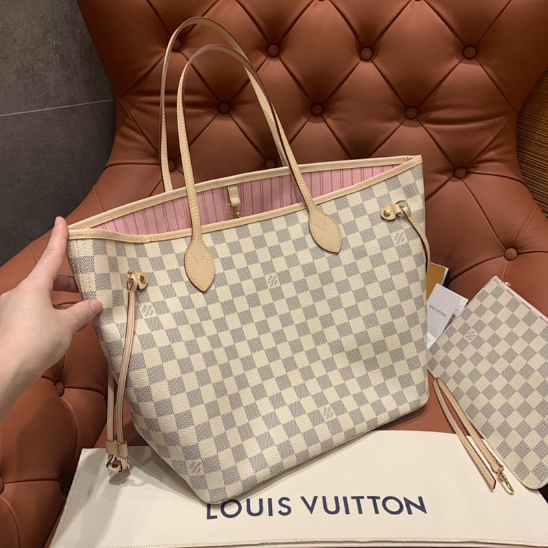 Louis Vuitton shopping bag