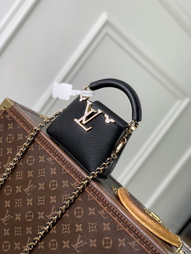 Louis Vuitton crossbody bag