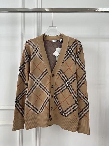 Burberry sweater