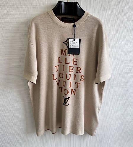 Sweater from Scarlettluxury