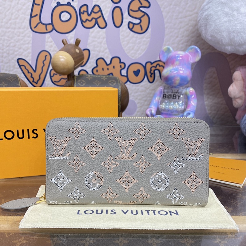 Wallet from Scarlettluxury