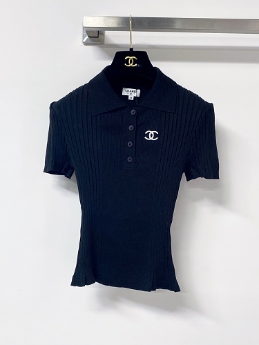 Tee from Scarlettluxury