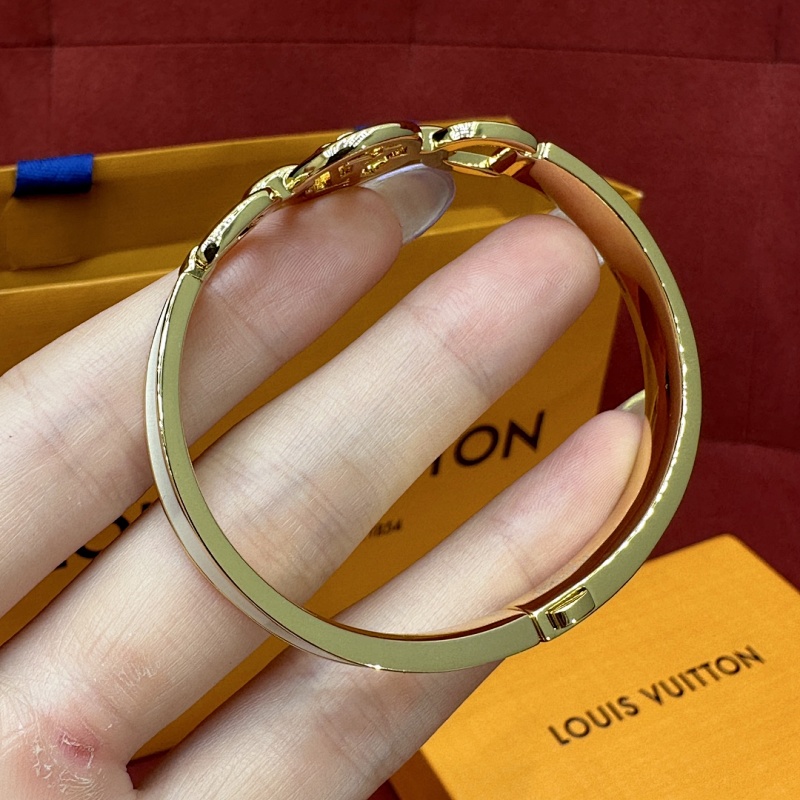 Bracelet from Scarlettluxury
