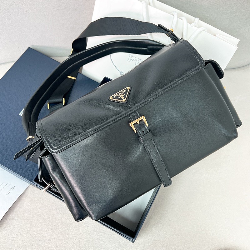 Messenger bag from Scarlettluxury