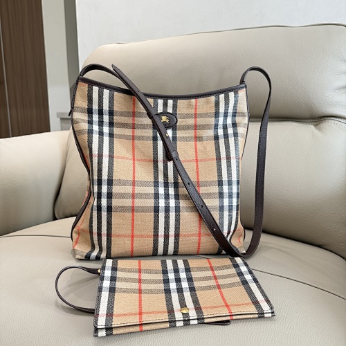 Burberry tote bag