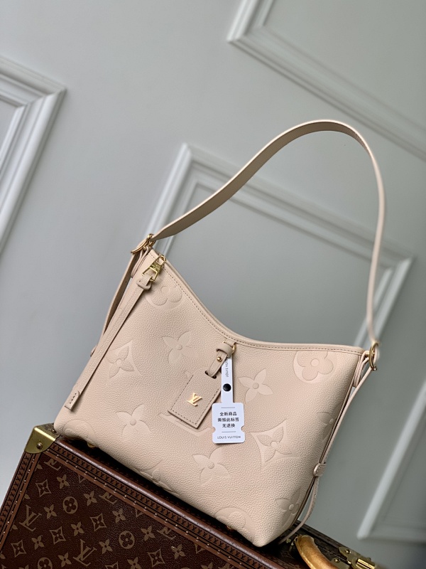Louis Vuitton crossbody bag