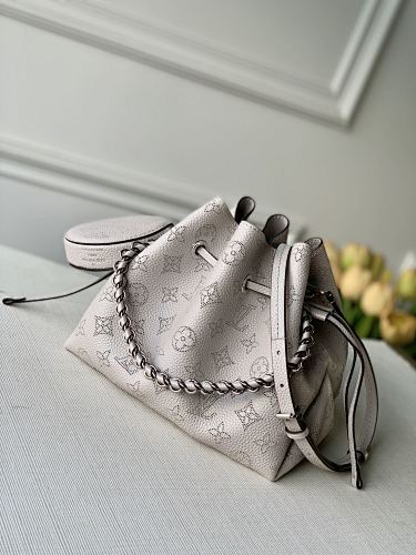 Louis Vuitton crossbody bag