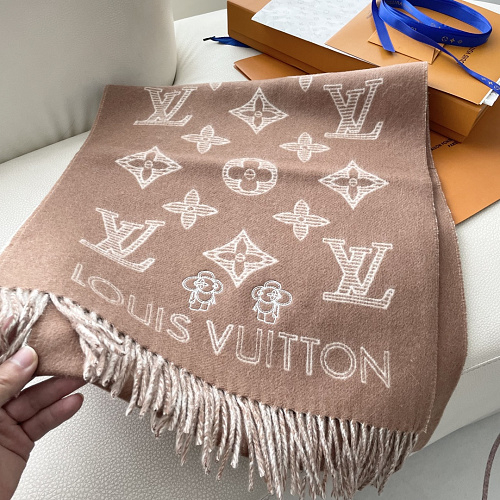 Louis Vuitton scarf