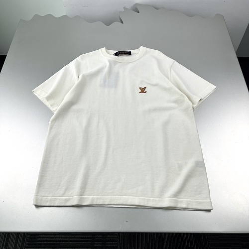 Tee from Scarlettluxury