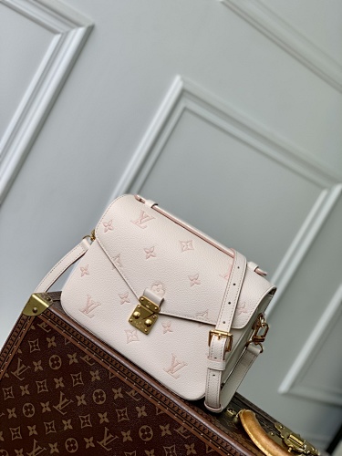 Louis Vuitton crossbody bag