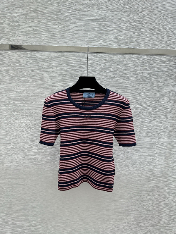 Sweater from Scarlettluxury