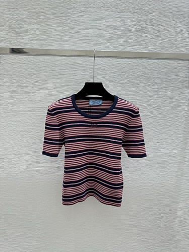 Sweater from Scarlettluxury