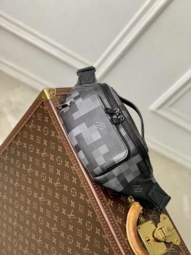 Louis Vuitton crossbody bag