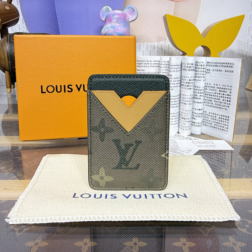 Louis Vuitton card holder
