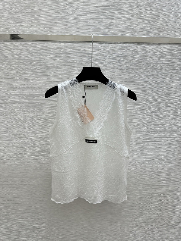 Sweater from Scarlettluxury