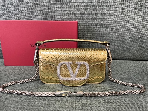 Valentino Garavani Miniloc VLogo Signature