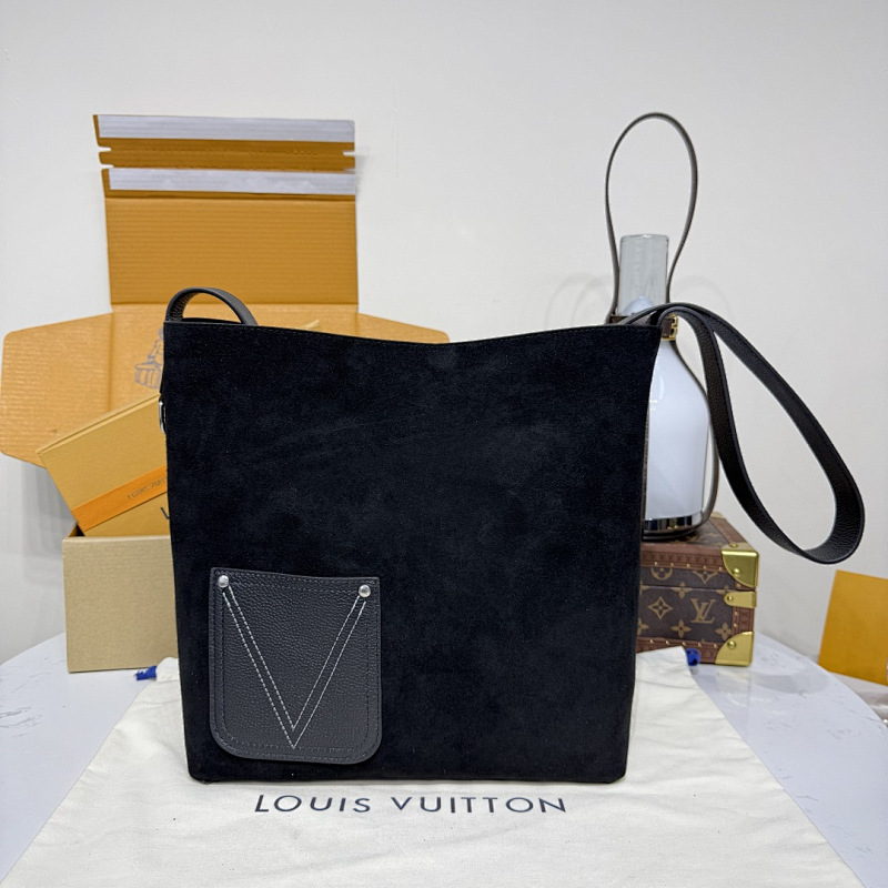 Louis Vuitton shoulder bag