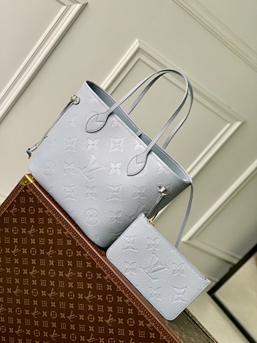 Shopping bag from Scarlettluxury
