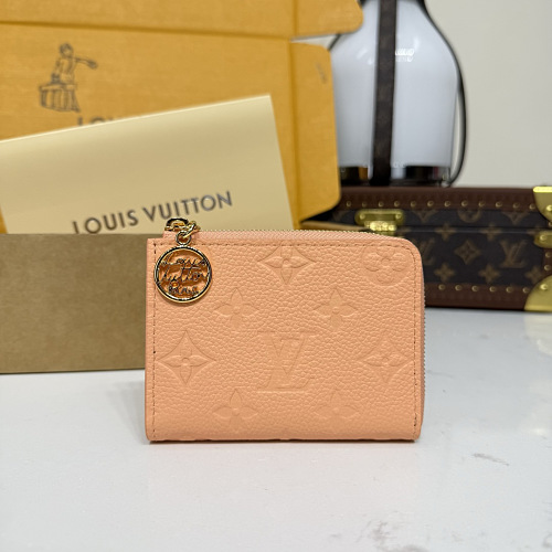 Wallet from Scarlettluxury