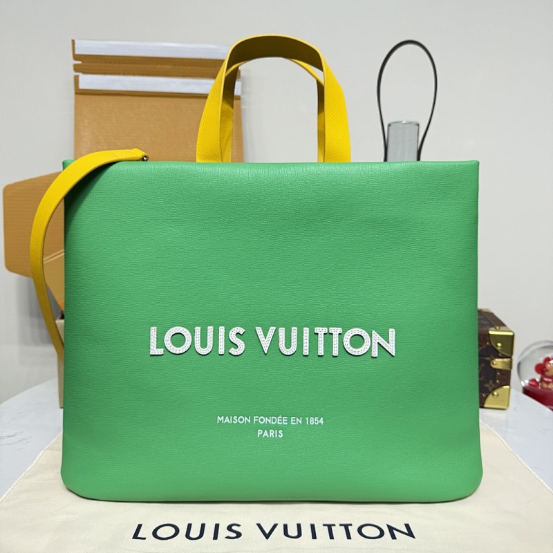Louis Vuitton shopping bag