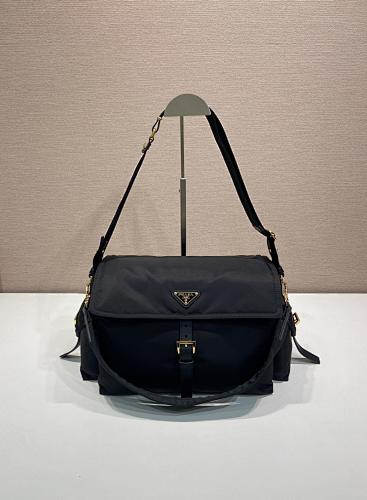 Messenger bag from Scarlettluxury