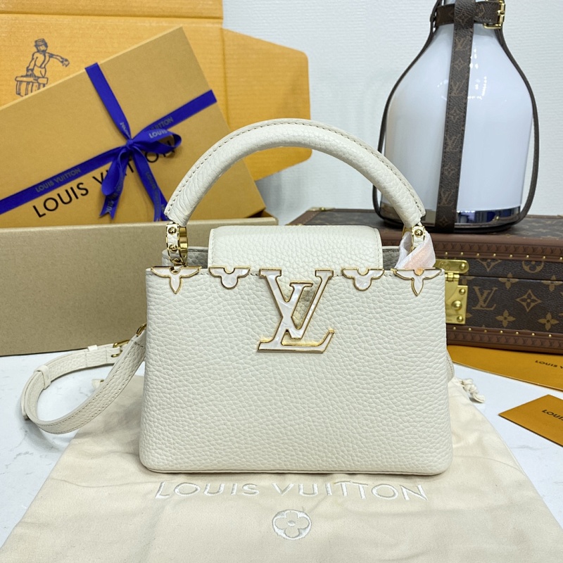 Louis Vuitton crossbody bag