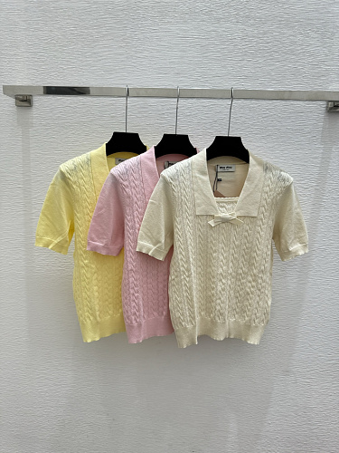 Sweater from Scarlettluxury