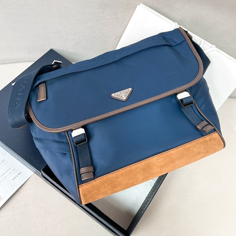Messenger bag from Scarlettluxury