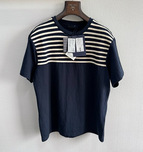 Tee from Scarlettluxury