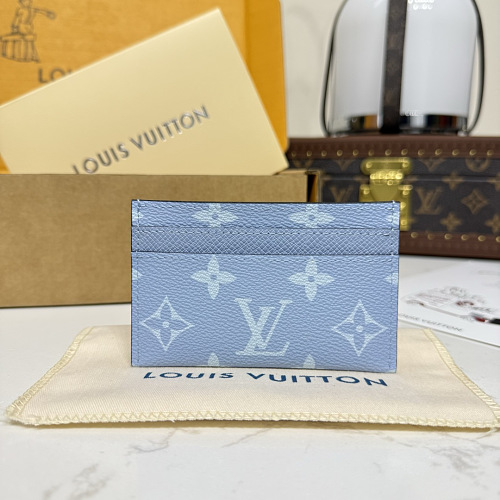 Card holder from Scarlettluxury