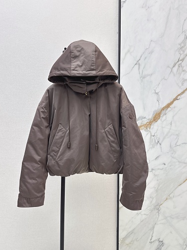 Down jacket from Scarlettluxury