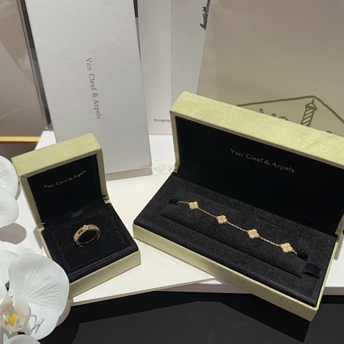 Bracelet from Scarlettluxury