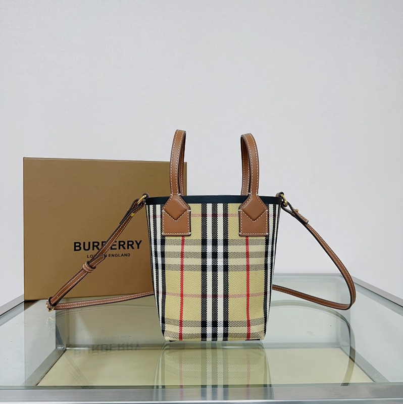 Burberry tote bag