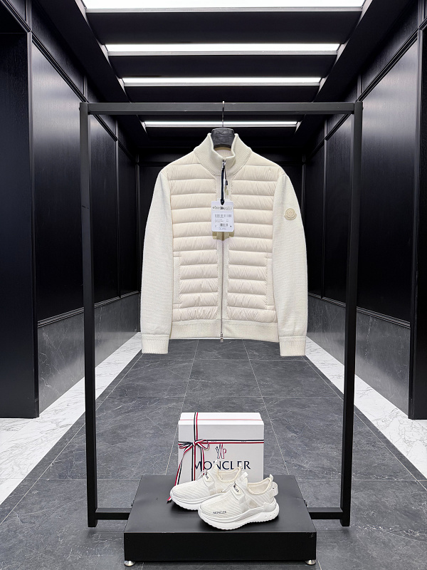 Shopping bag from Scarlettluxury