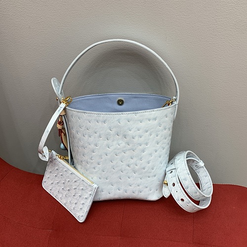 Travel bag from Scarlettluxury